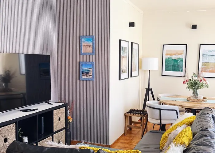 アパート T2 Da Consolacao Refugio Com Vista O Mar