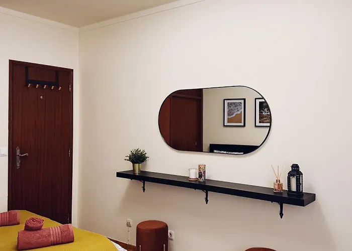 アパート T2 Da Consolacao Refugio Com Vista O Mar アトウギア・ダ・バレイア